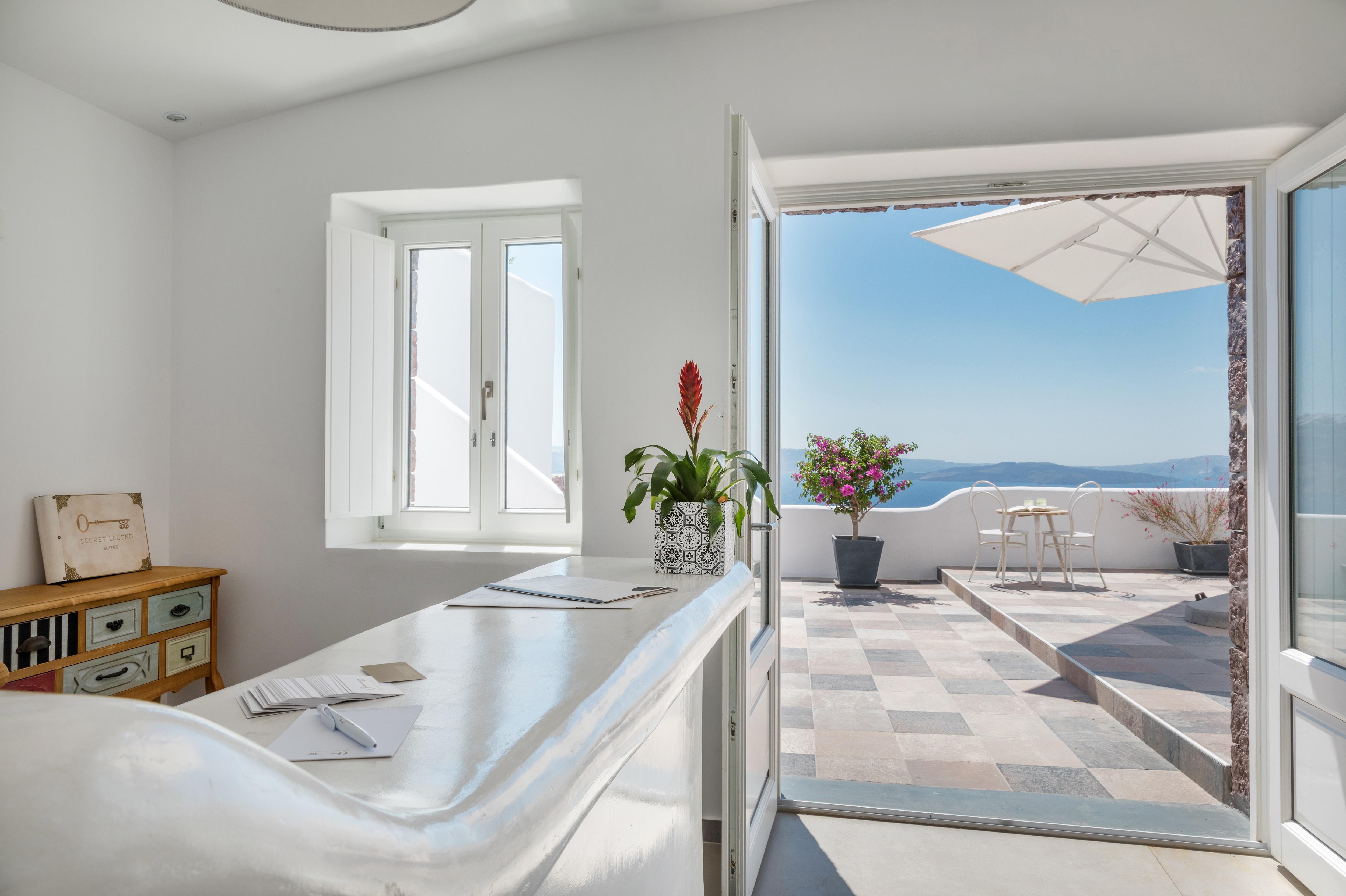 Secret Legend Suites Ia Exterior foto
